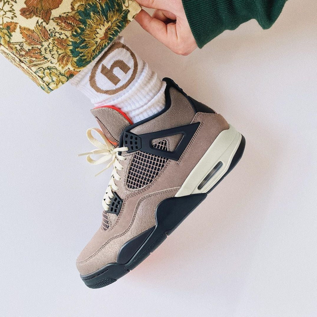 Air Jordan 4 'Taupe Haze' – sneakique